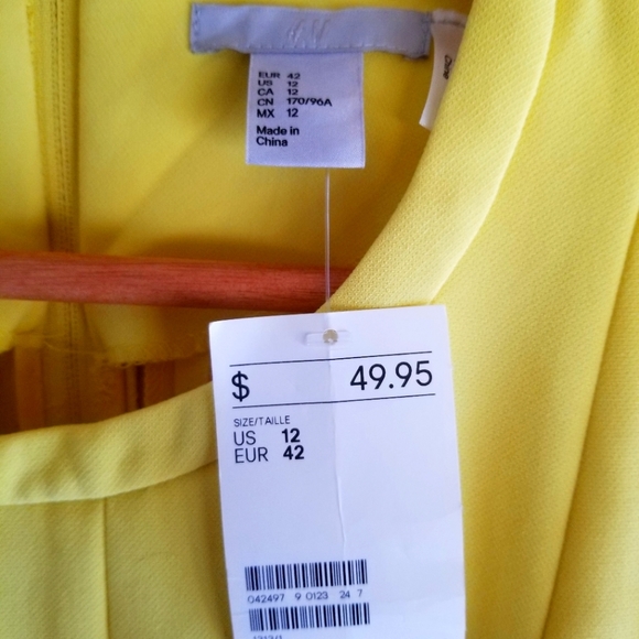 H&M Dress - Picture 2 of 3